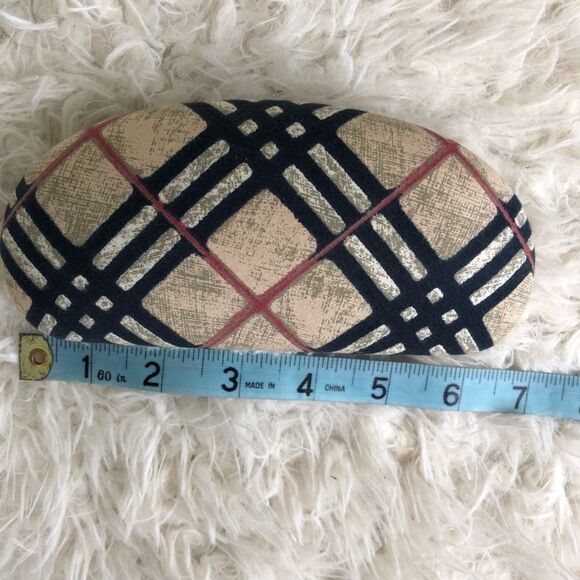 Burberry Nova Plaid Sunglasses Clamshell Case Only Brown Plaid Made in Italy - Picture 7 of 8